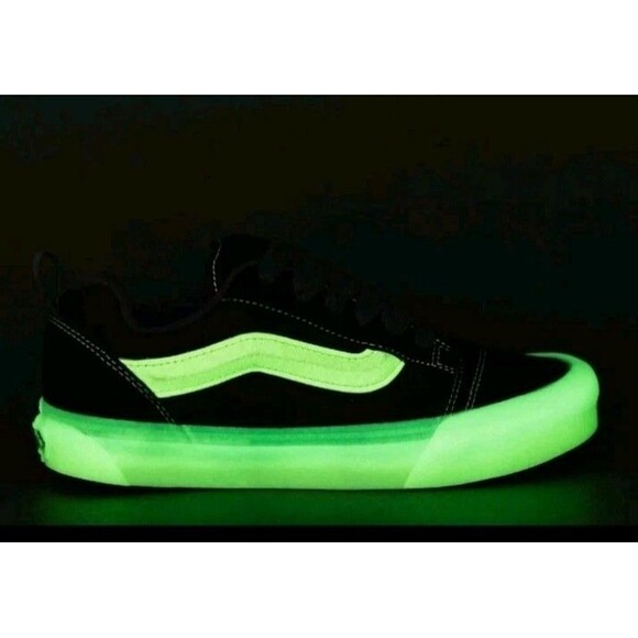 VANS Knu Skool GLOW IN THE DARK Men\'s Size 7.5 Black Purple  VN000D6CB5P1 main image 7